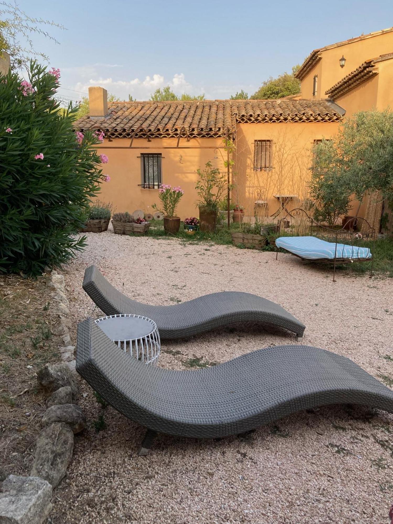 La Petite Garrigue Villa Mérindol Eksteriør billede